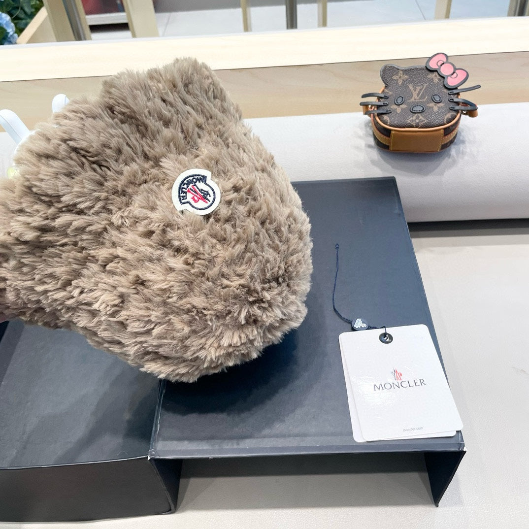 BUCKET HAT IN PEANUT BROWN FLEECE 435042