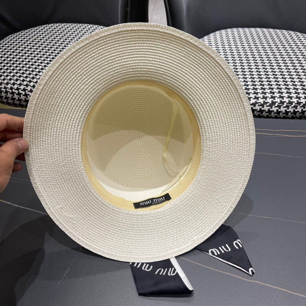 MM SMALL-BRIM STRAW HAT IN CREAM WHITE AND PEARL EMBELLISHED