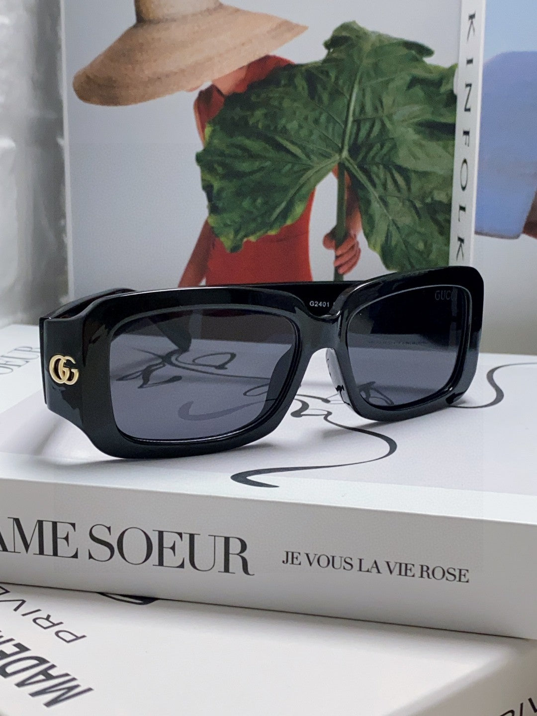 RECTANGULAR FRAME SUNGLASSES 570237 IN ACETATE